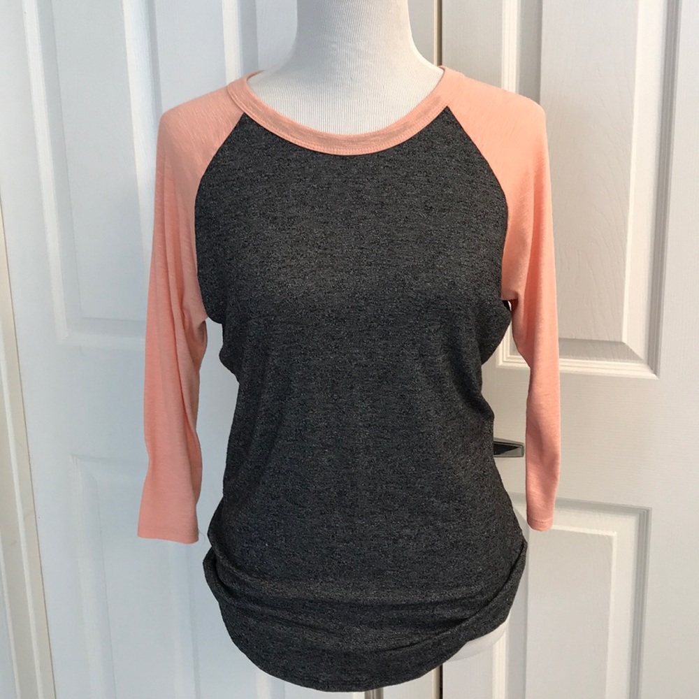 LuLaRoe Randy 3/4 sleeve shirt, size small